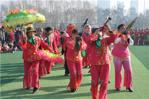 歡樂進萬家 紅火迎新年